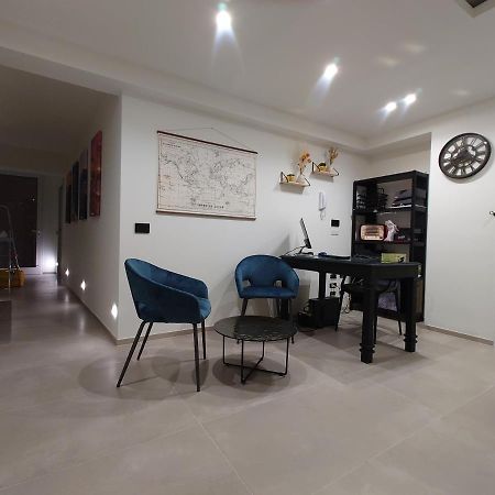 Don Turi - Charming Room Giardini-Naxos Exterior foto